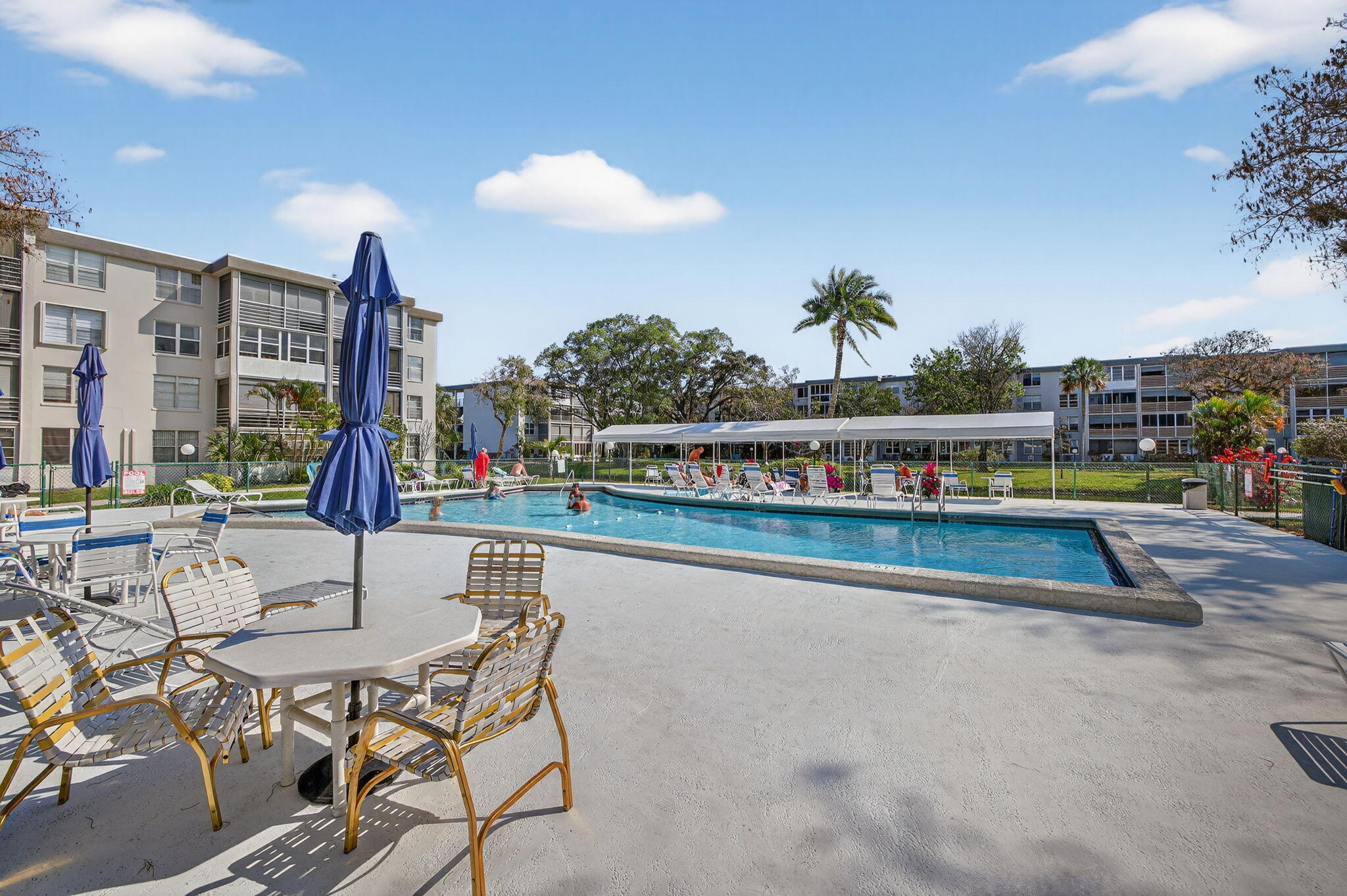 CYPRESS CHASE CONDOMINIUM - Residential