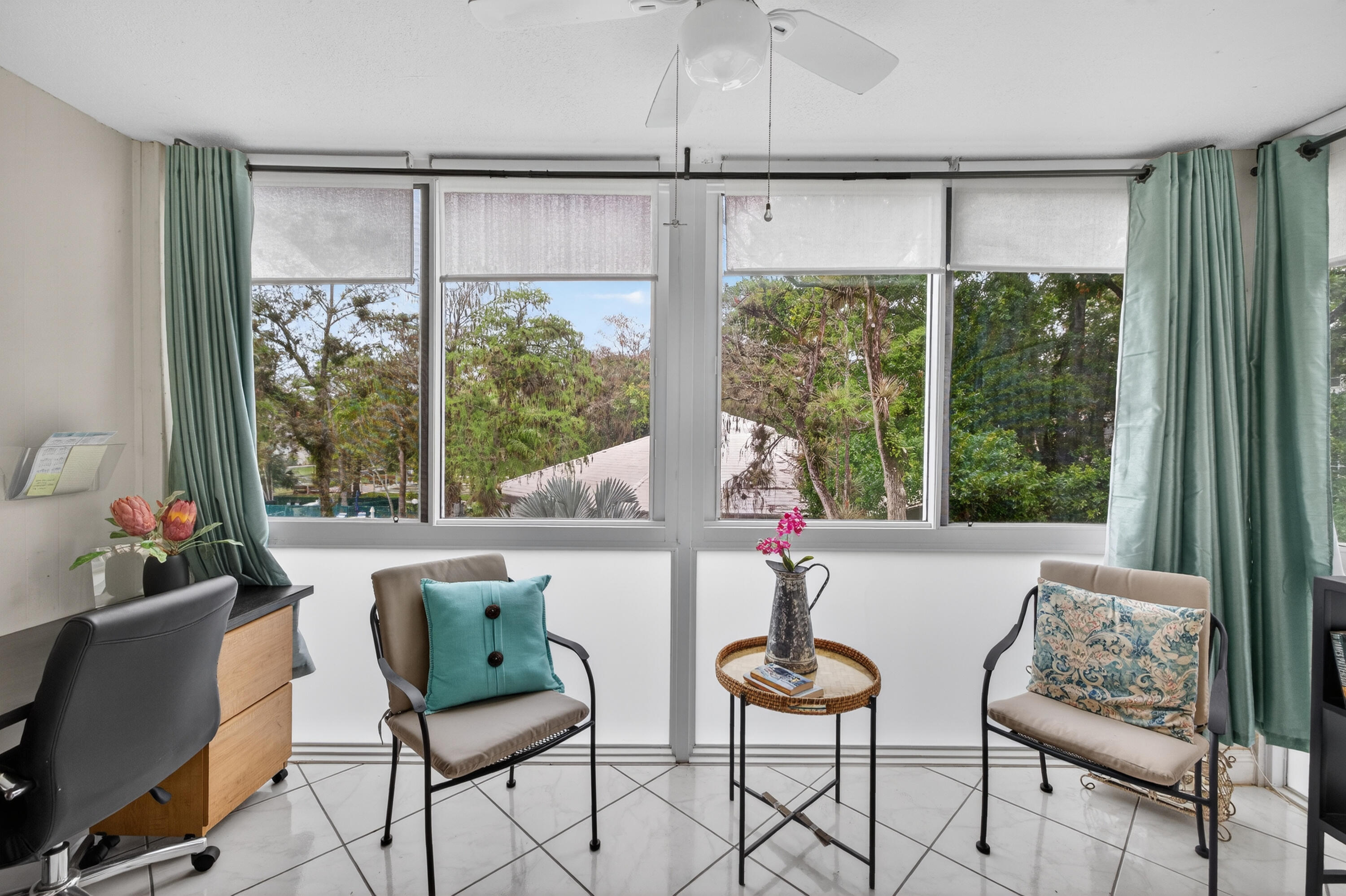 CYPRESS CHASE CONDOMINIUM - Residential