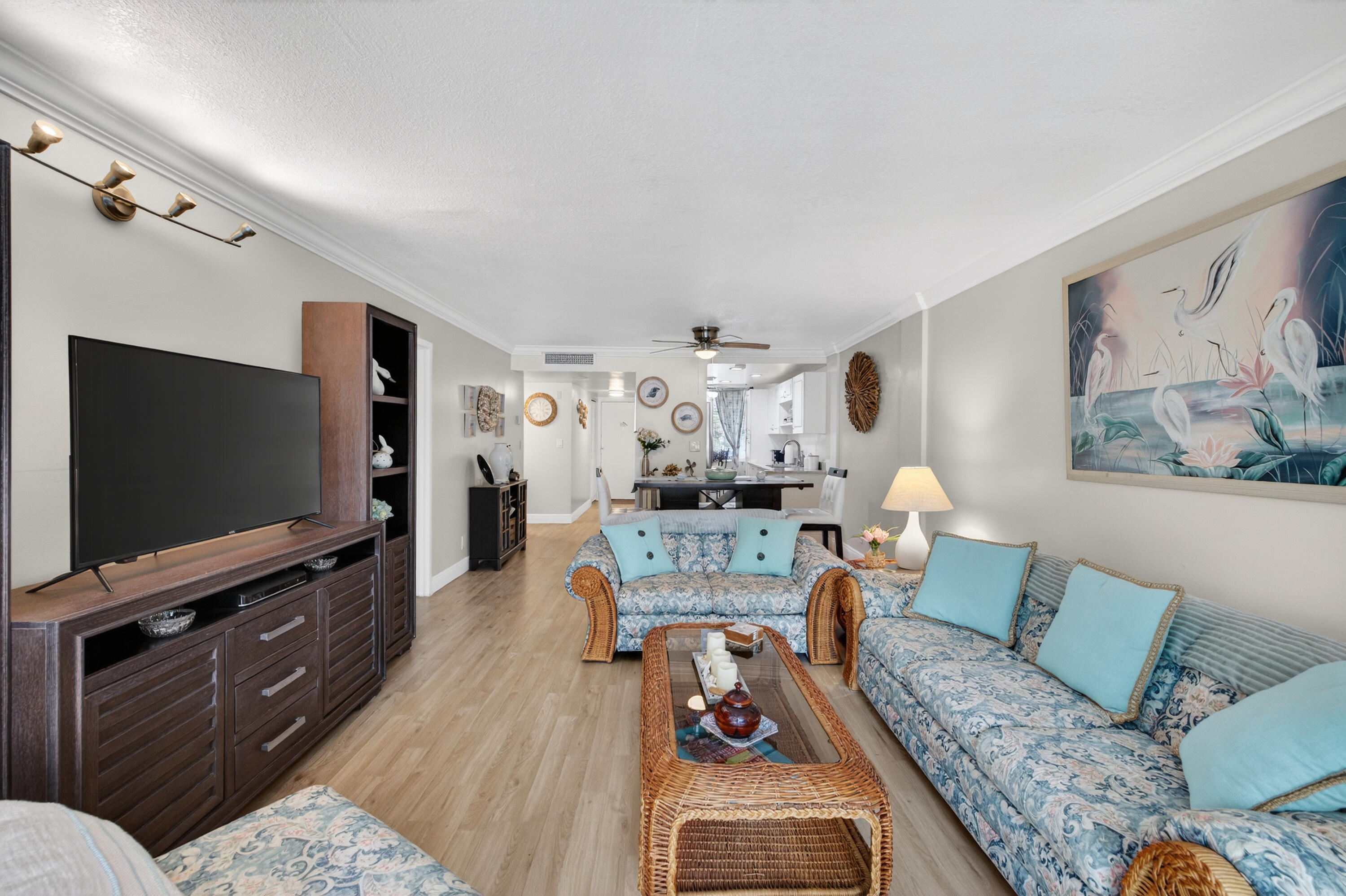 CYPRESS CHASE CONDOMINIUM - Residential
