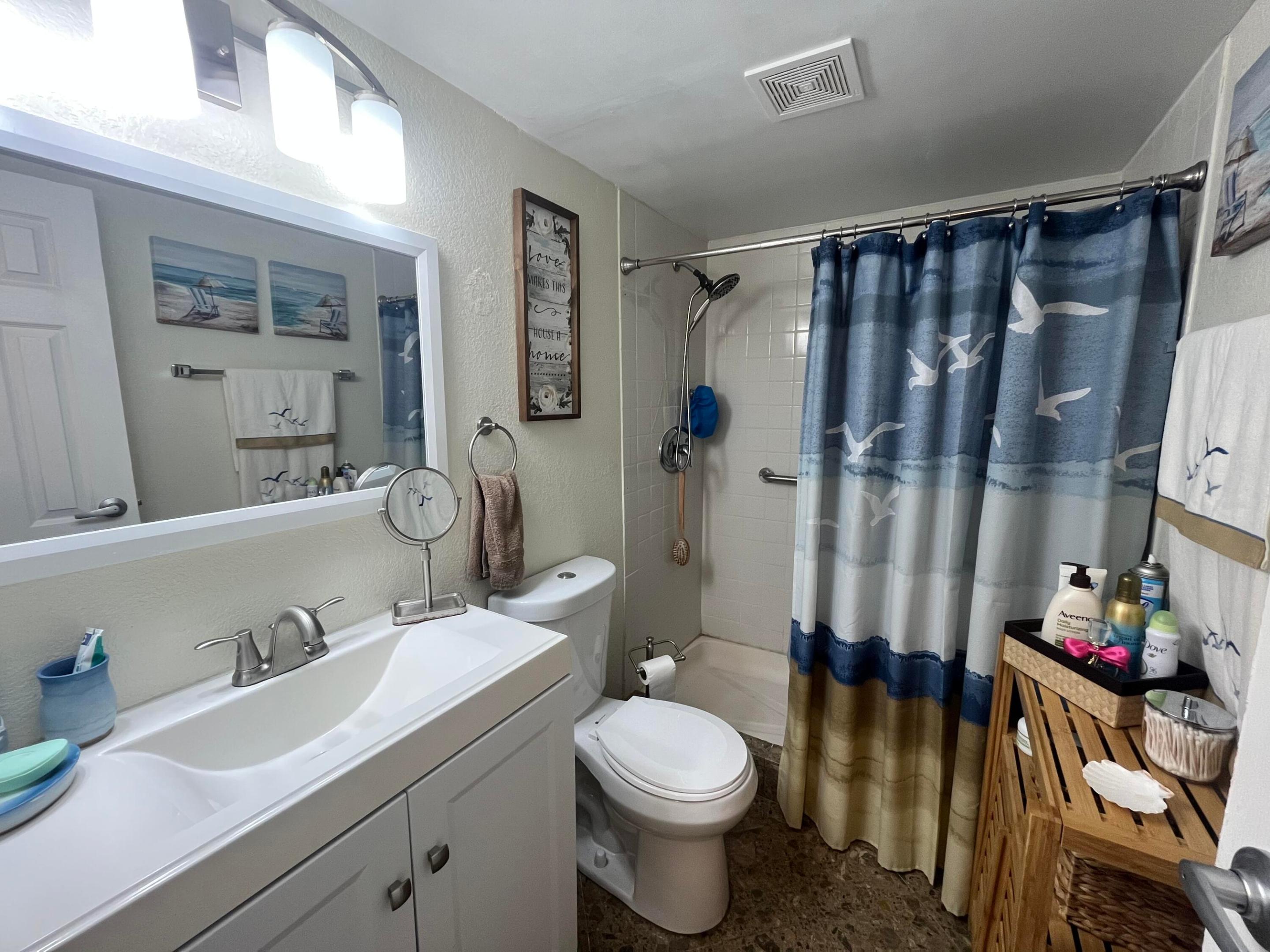 CYPRESS CHASE CONDOMINIUM - Residential