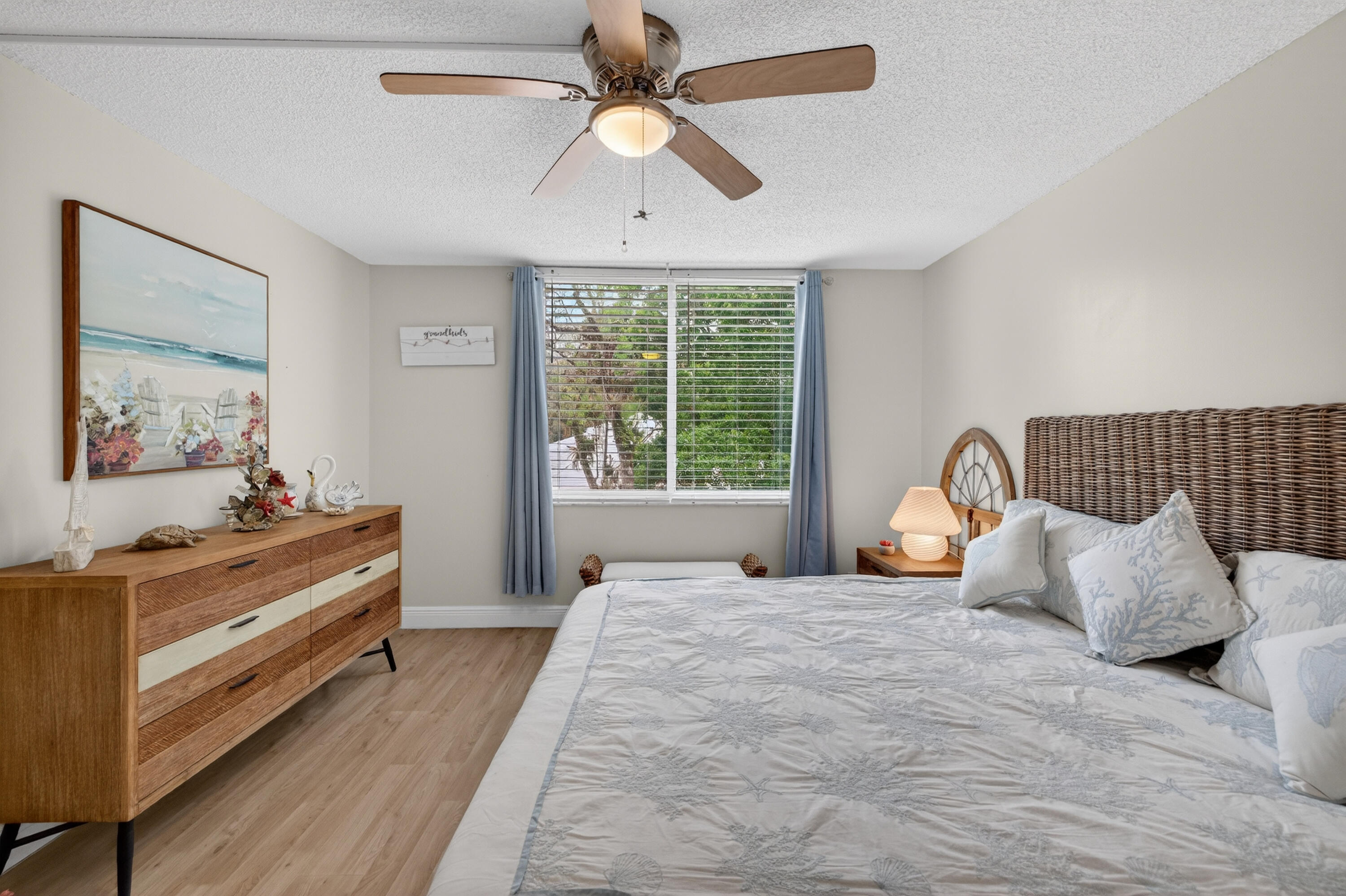 CYPRESS CHASE CONDOMINIUM - Residential