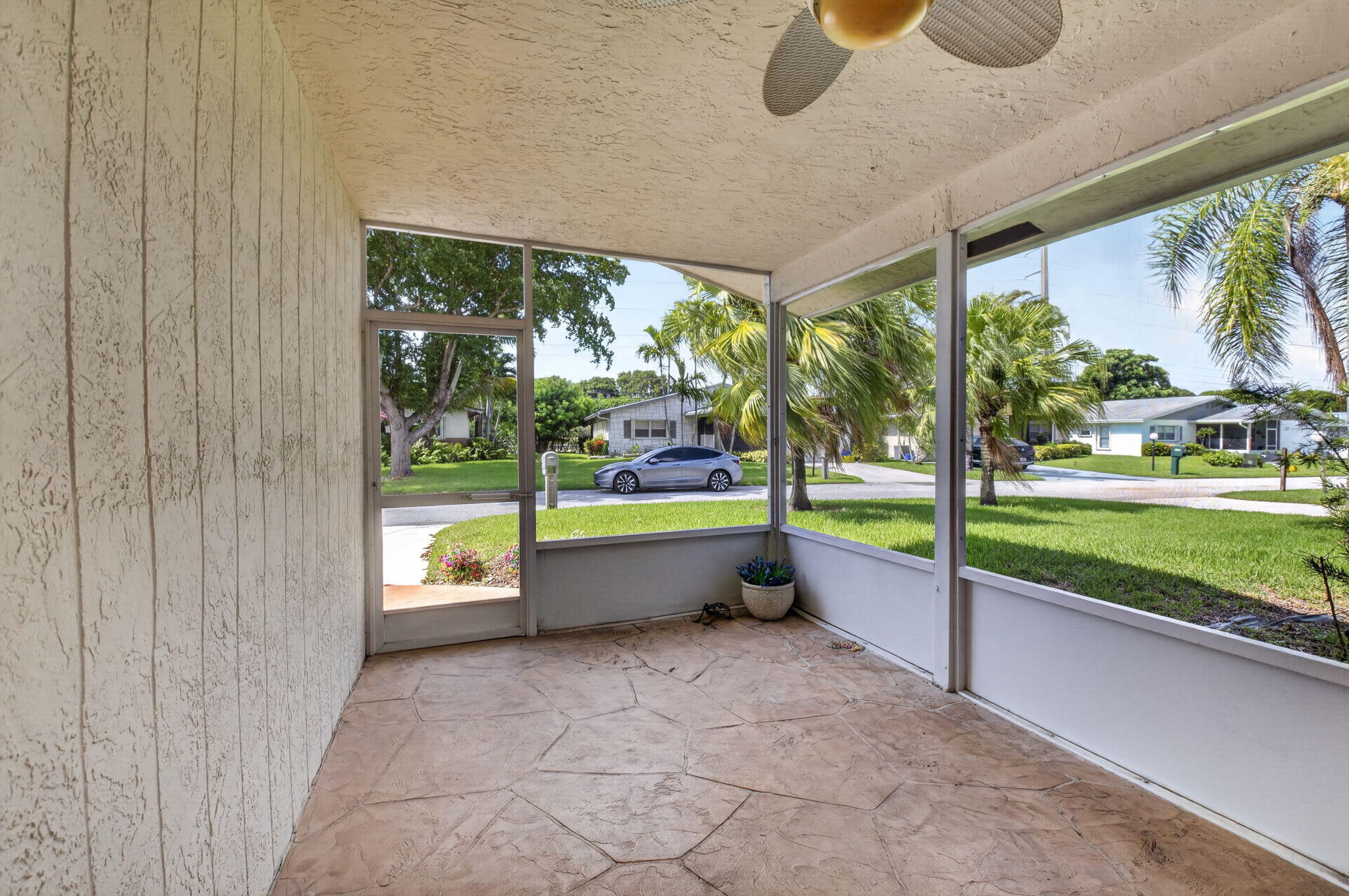 6103 Stanley Lane