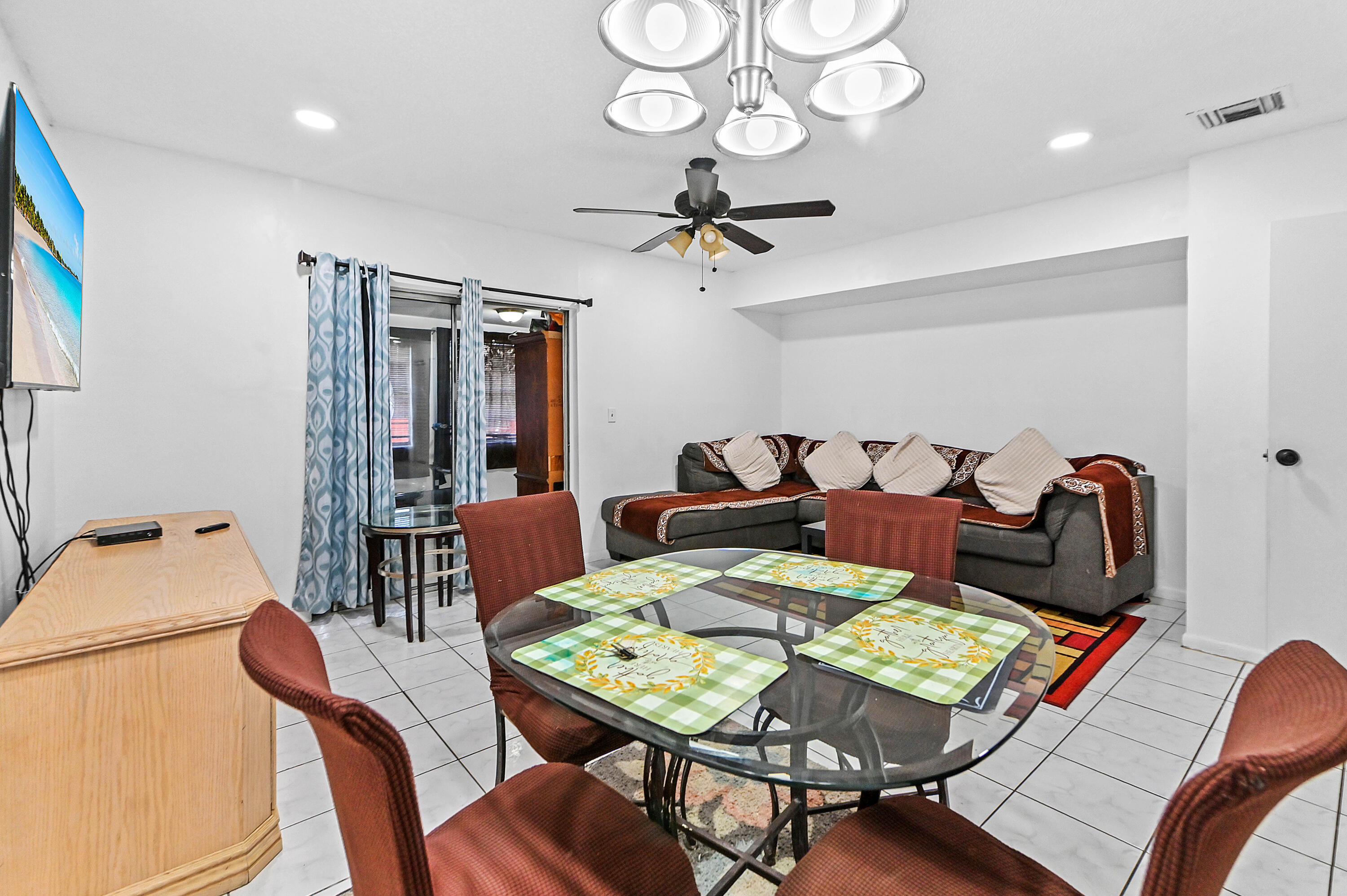 The Hamptons - Residential