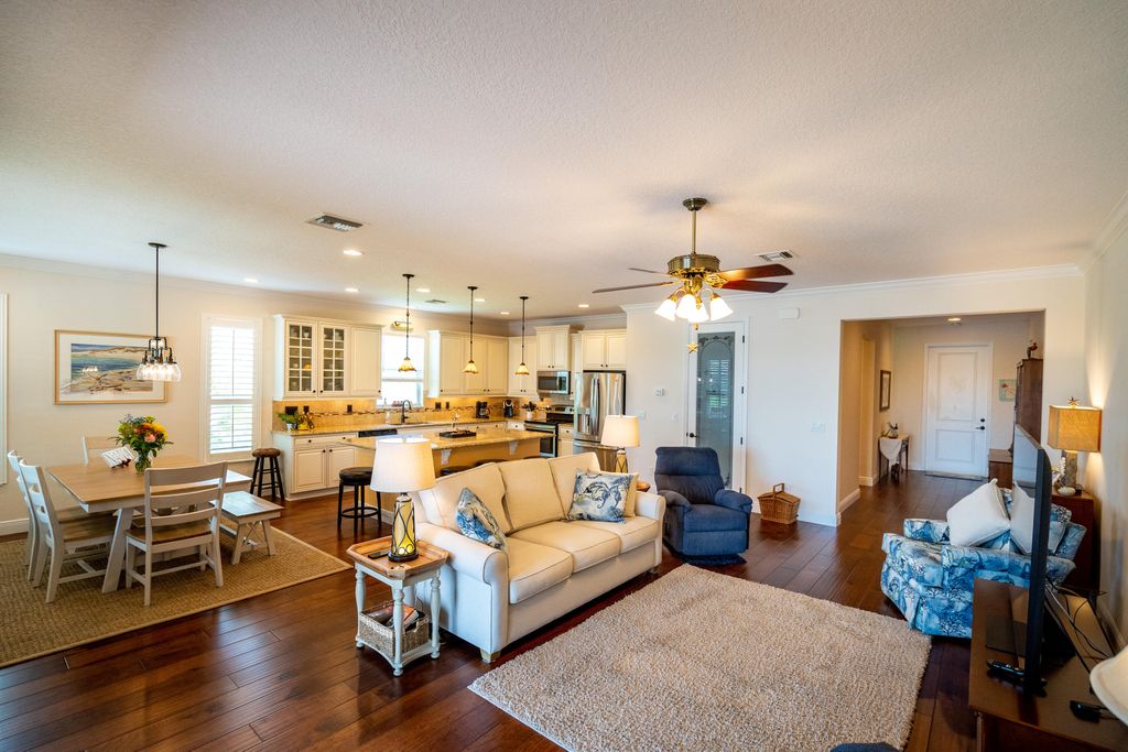 Photo of 10313 SW Fernwood Avenue, Port Saint Lucie, FL 34987 (MLS # R10807923)