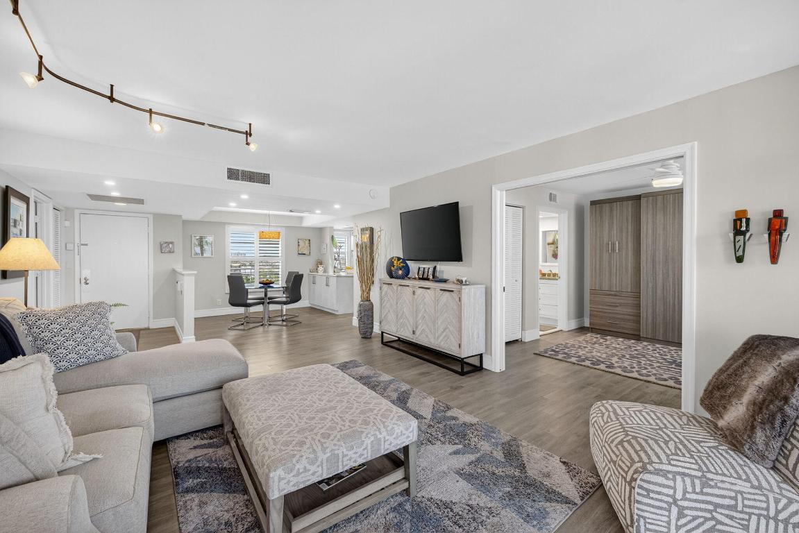 HARBOURSIDE - Residential