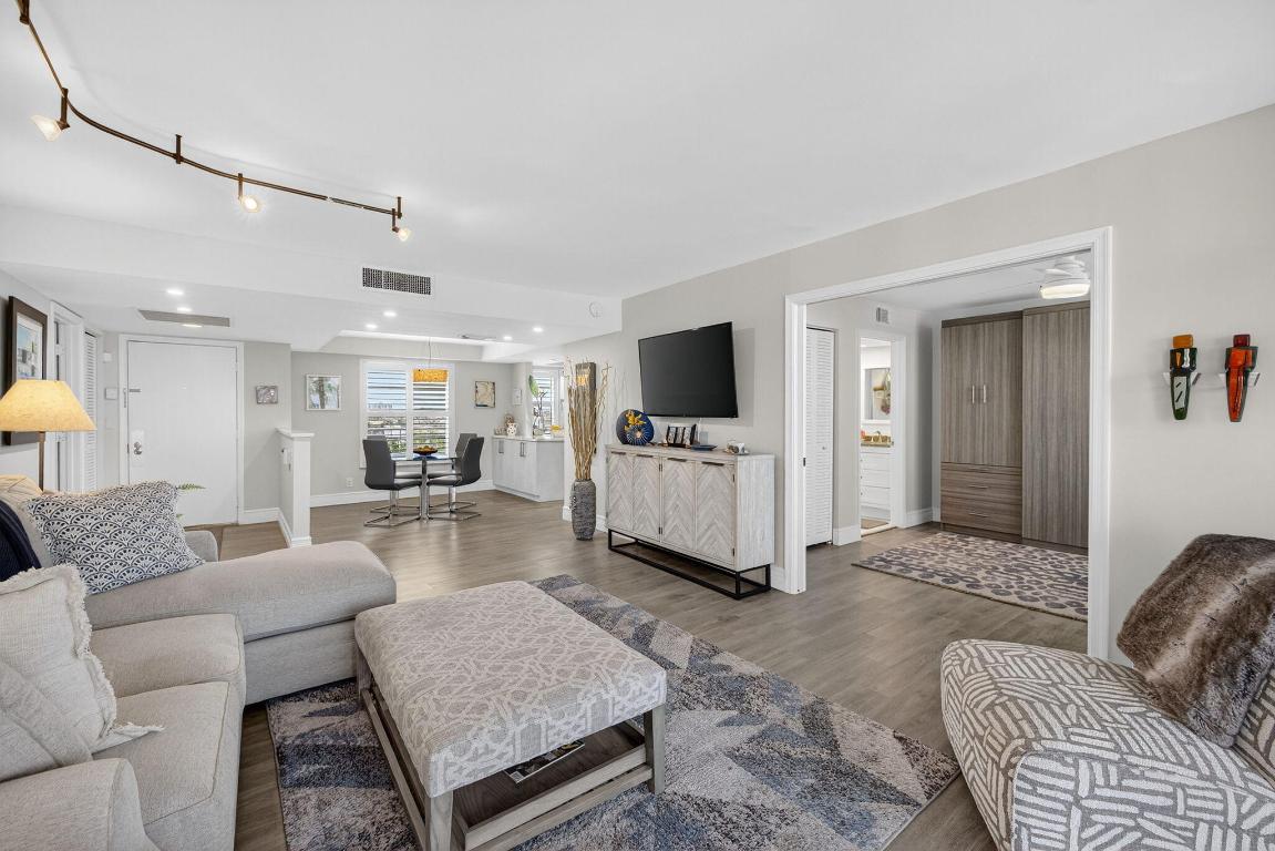 HARBOURSIDE - Residential