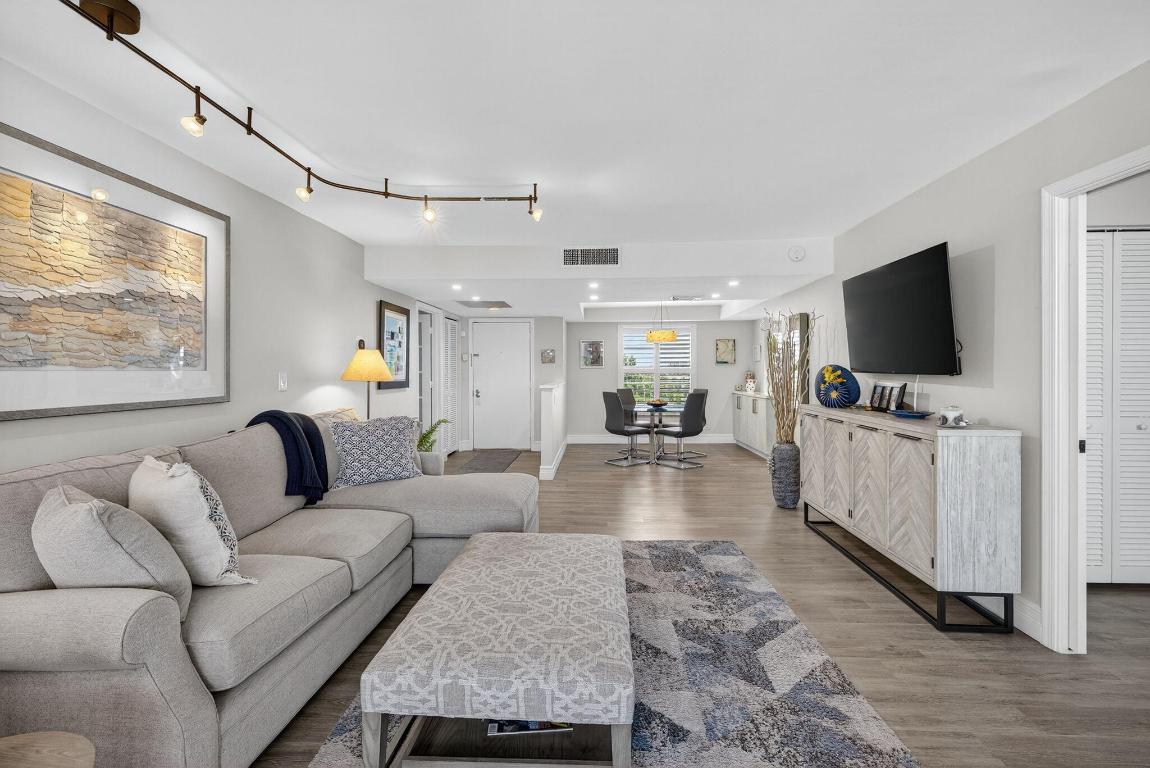 HARBOURSIDE - Residential