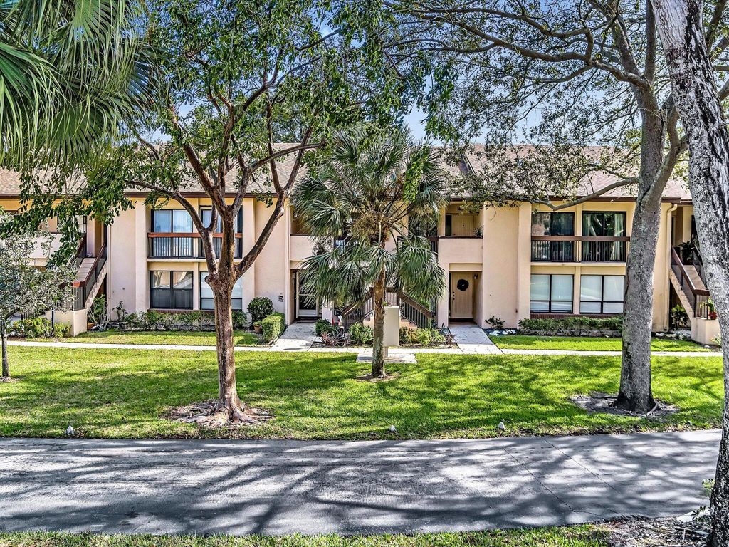 Photo of 2273 SW 15th Street #158, Deerfield Beach, FL 33442 (MLS # R11079937)