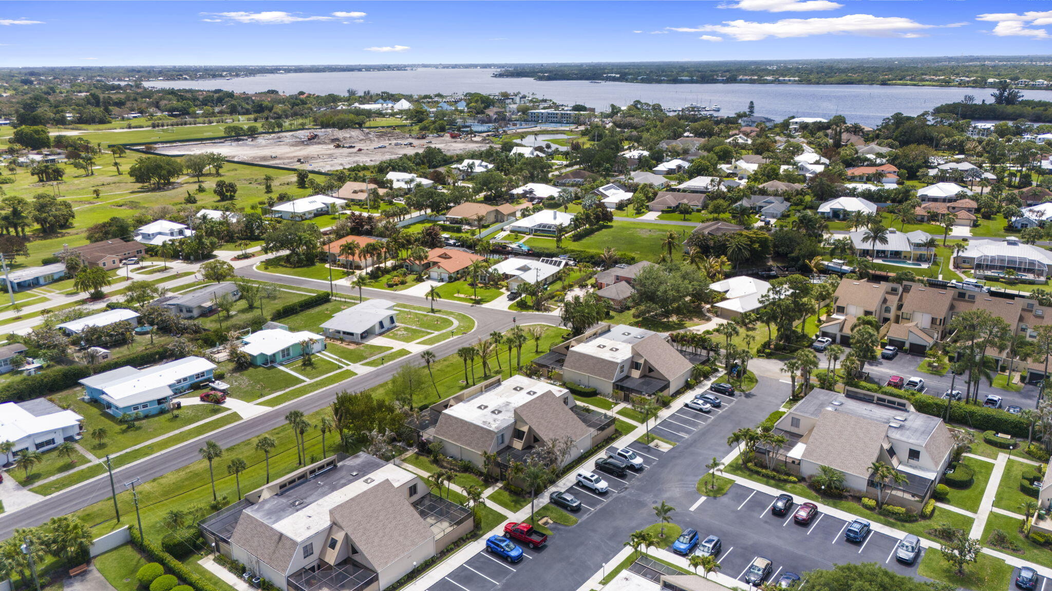 TARPON BAY VILLAS - Residential