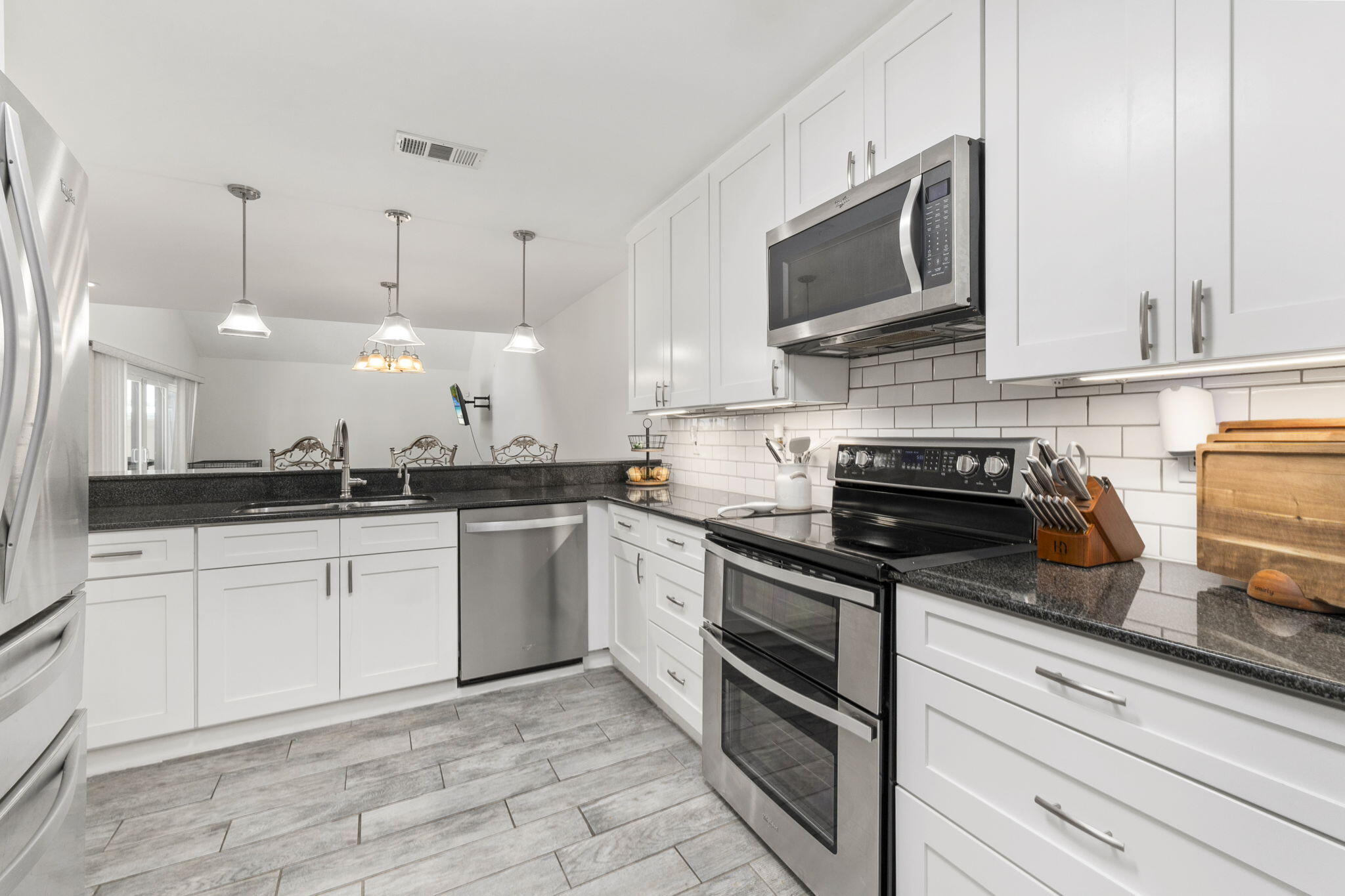 TARPON BAY VILLAS - Residential
