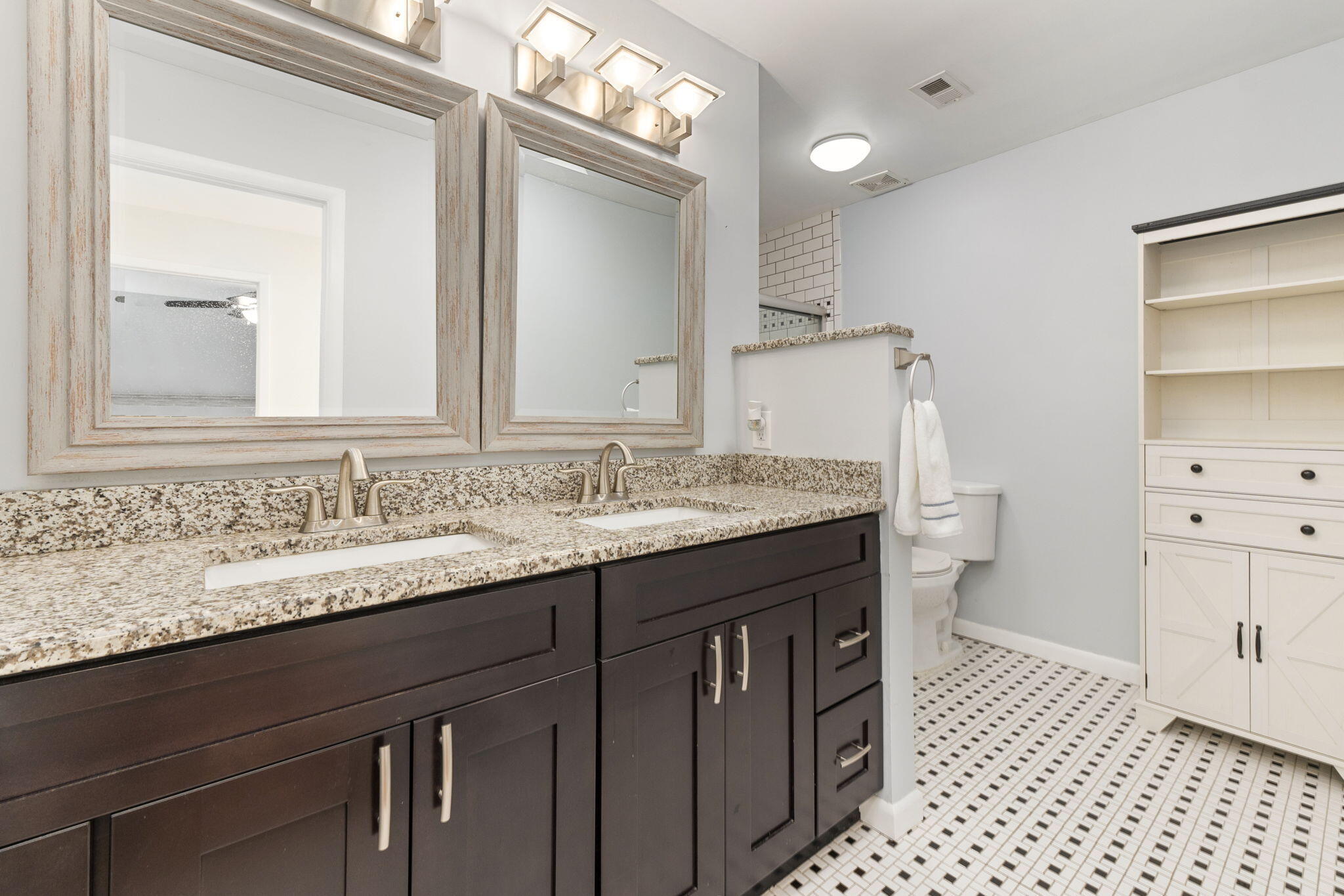 TARPON BAY VILLAS - Residential