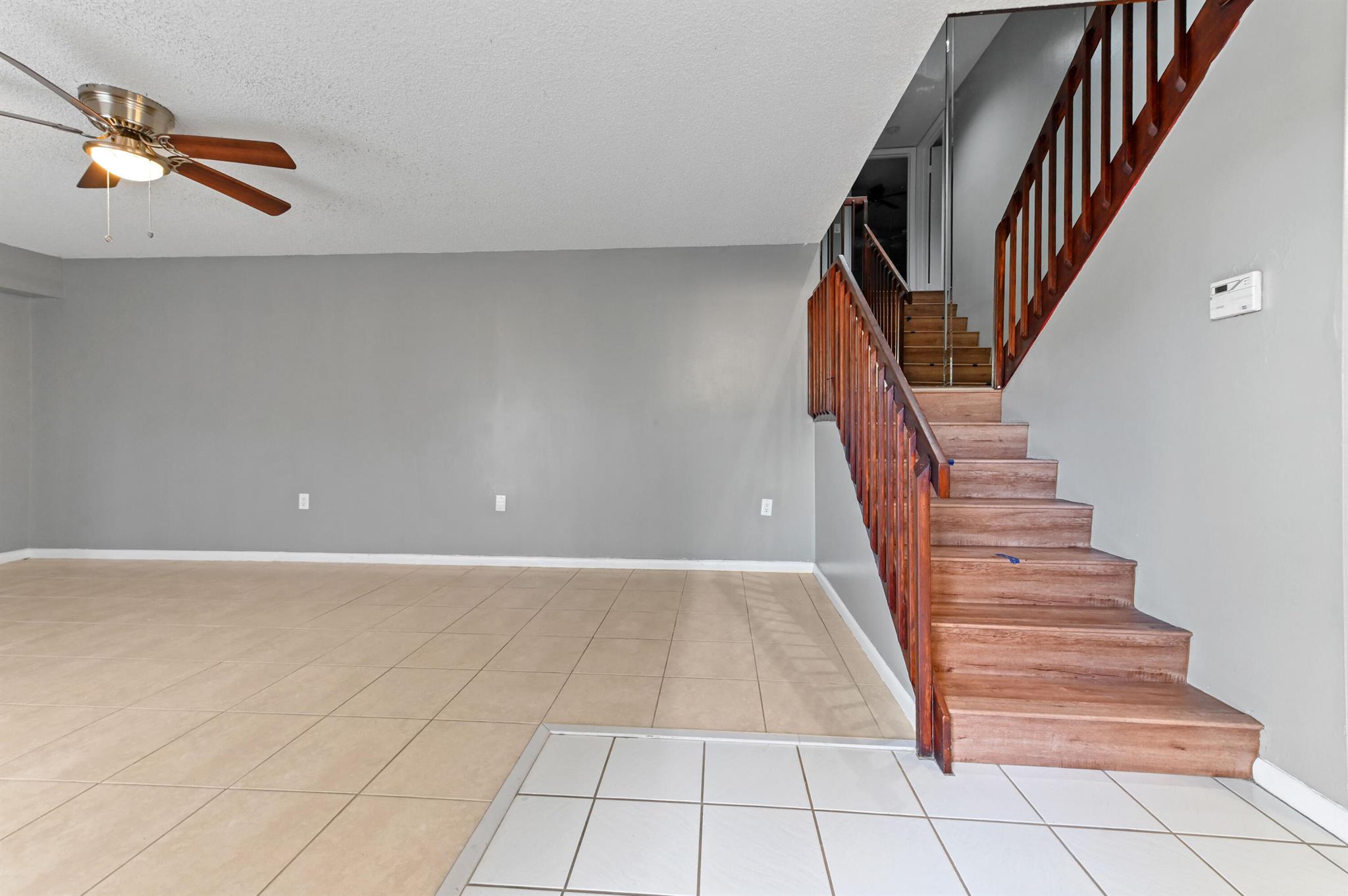 VILLAGE OF SANDALWOOD LAK - Residential Lease