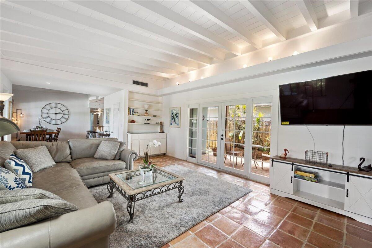 COLLEGE PARK - Residential Lease