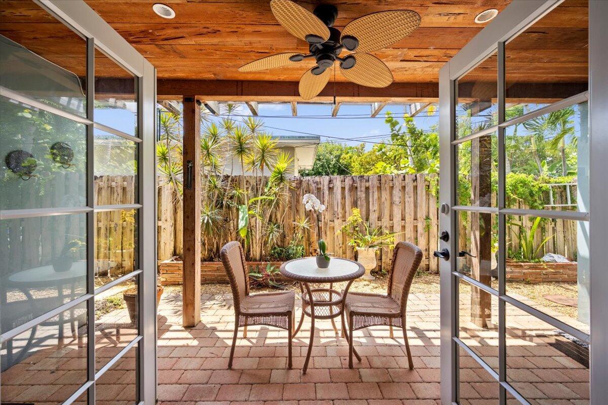 COLLEGE PARK - Residential Lease