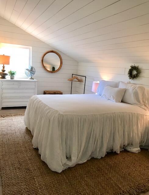 BLUFFS RIVER - Residential