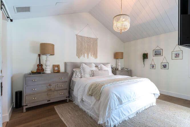 BLUFFS RIVER - Residential