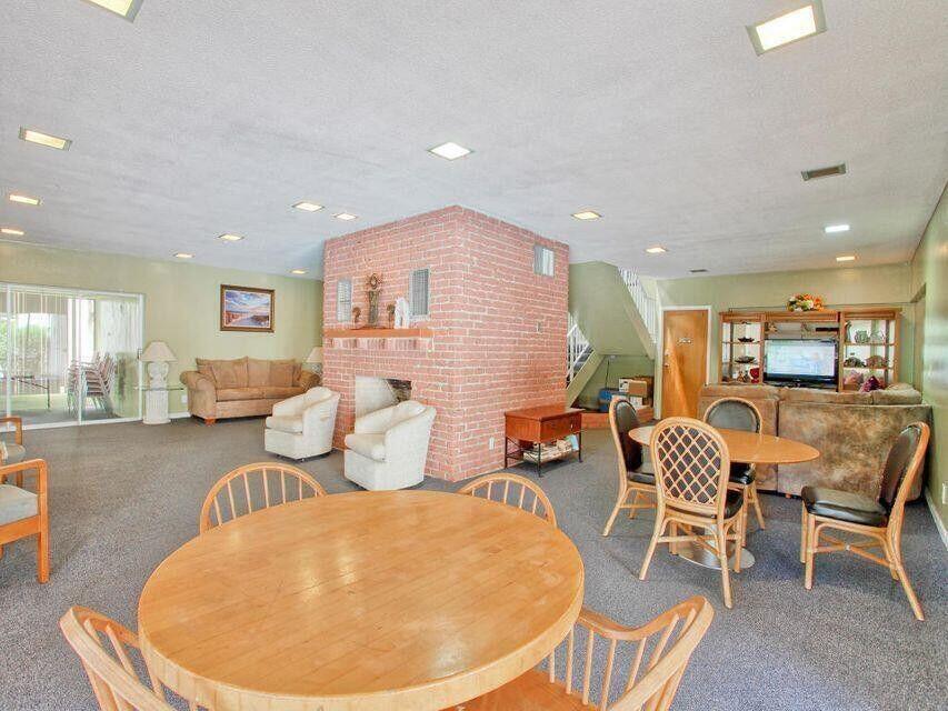 SPANISH OAKS CONDO - Residential Lease