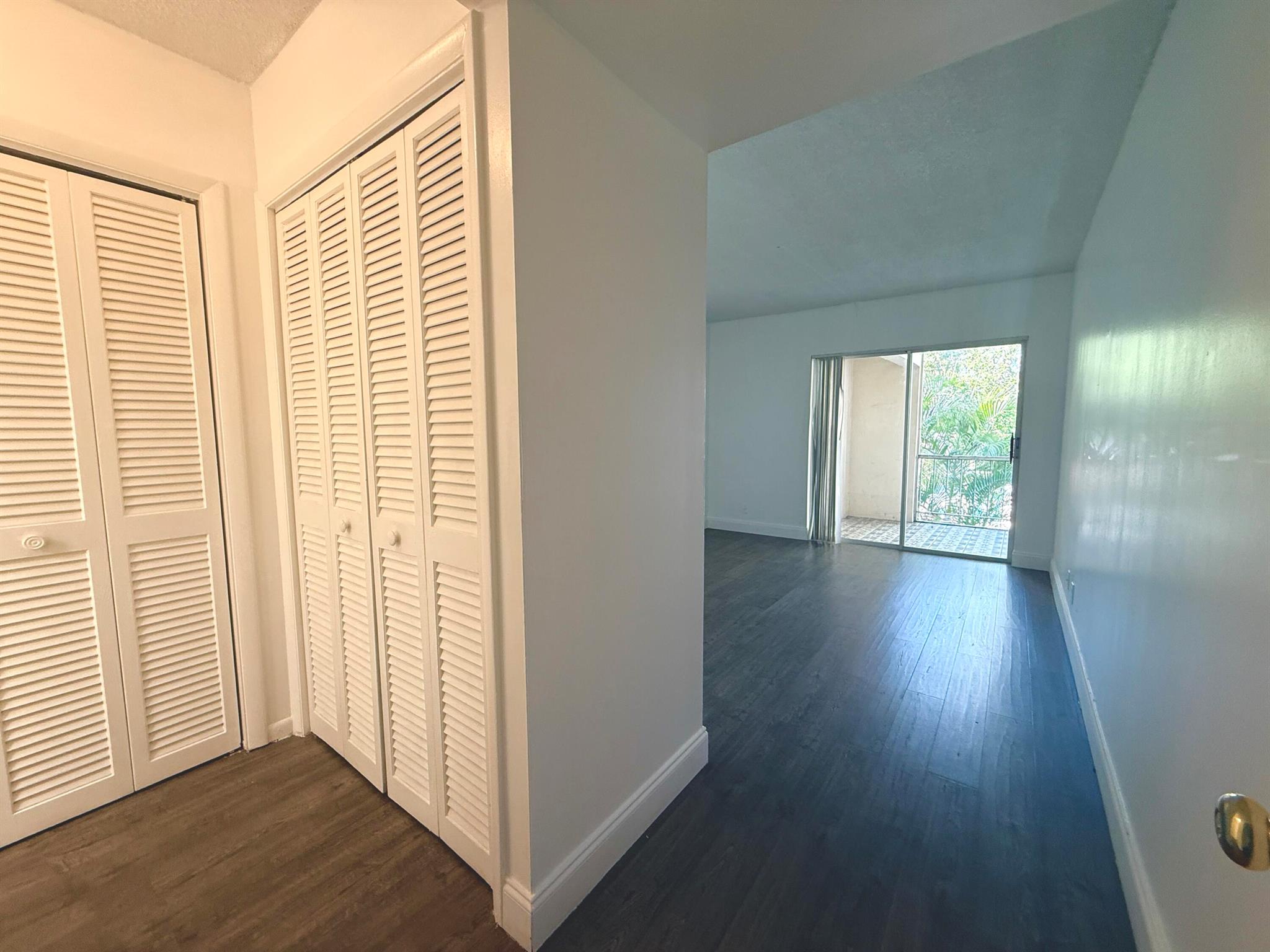 SPANISH OAKS CONDO - Residential Lease