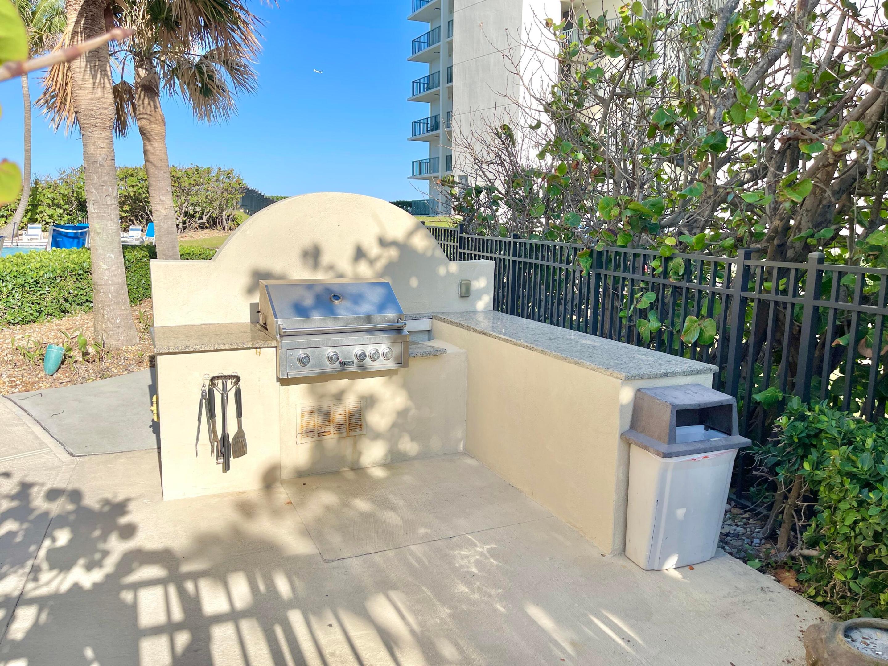 CONNEMARA CONDO - Residential Lease