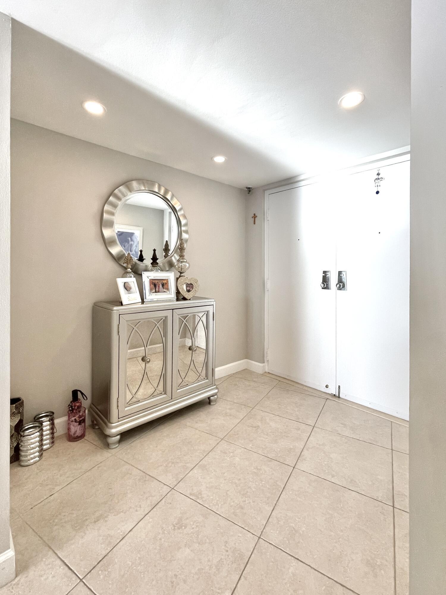 CONNEMARA CONDO - Residential Lease
