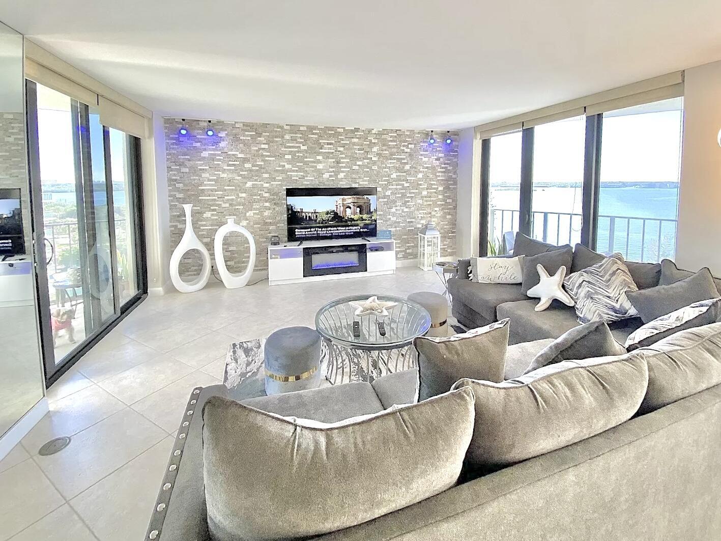 CONNEMARA CONDO - Residential Lease