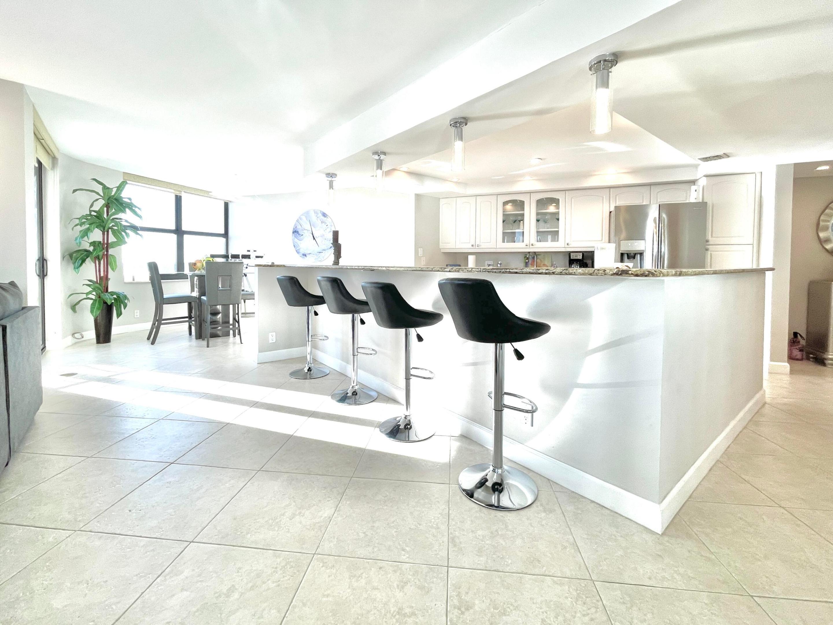 CONNEMARA CONDO - Residential Lease