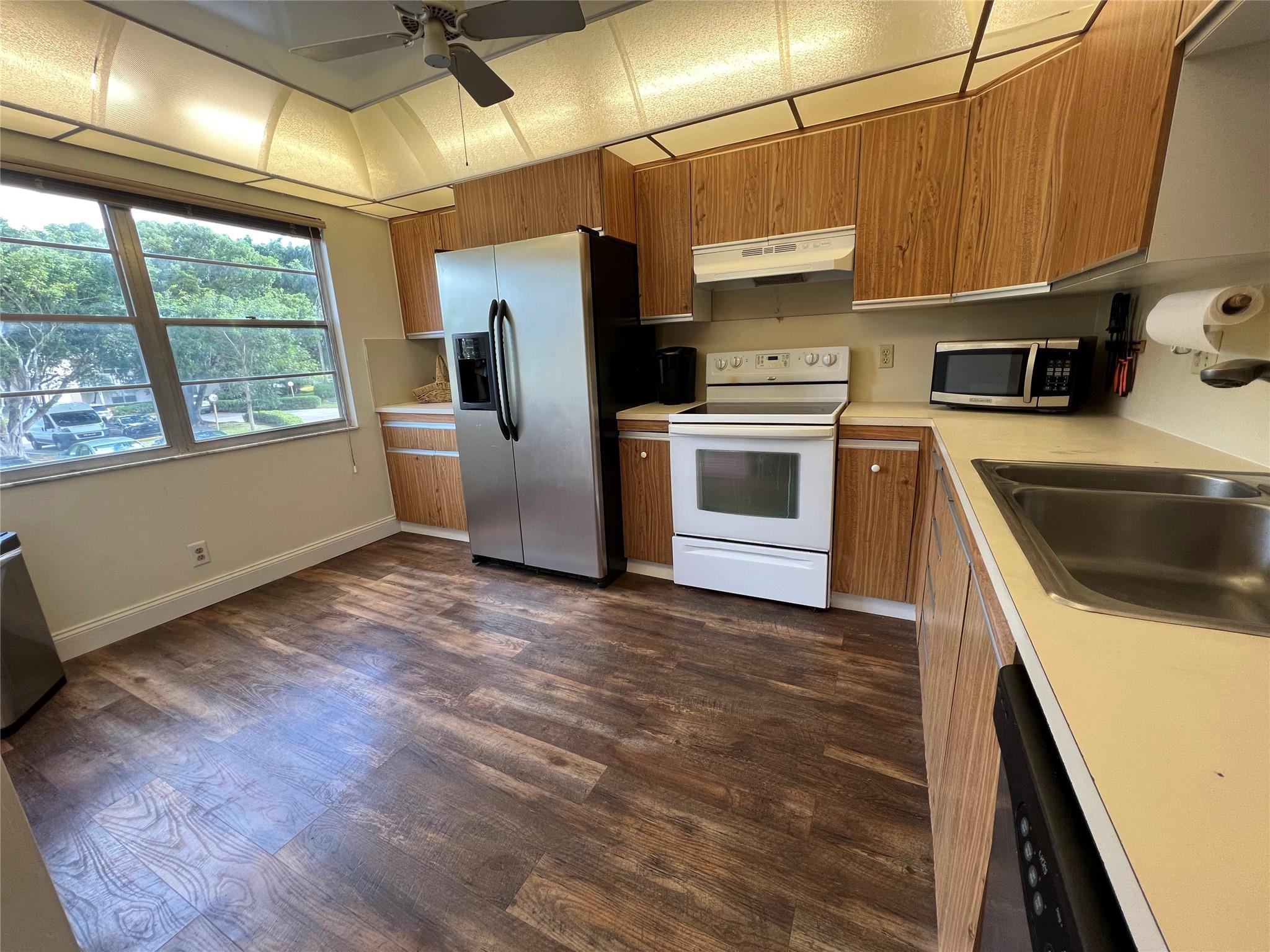 WYNMOOR - Residential