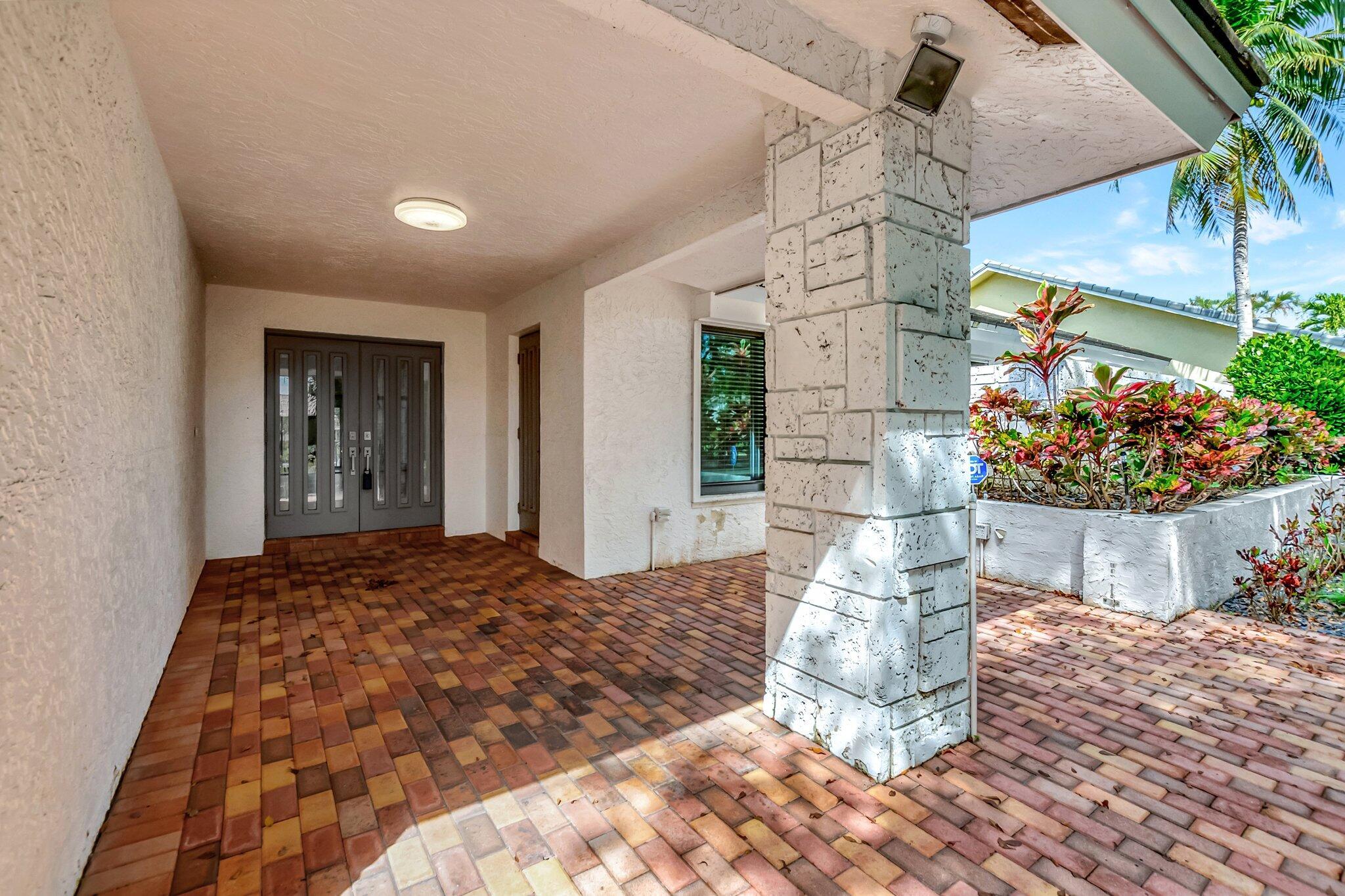 355 Deer Creek Woodlake Lane