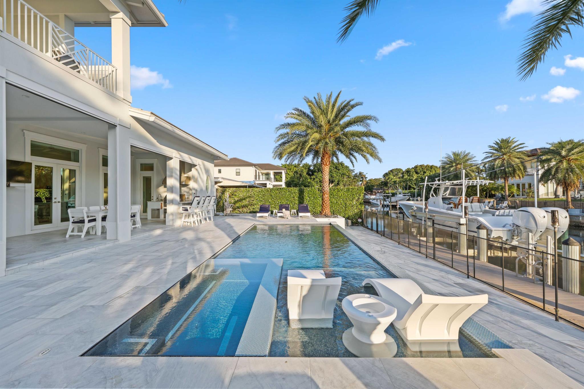 COUNTRY CLUB ADD TO VILLA - Residential