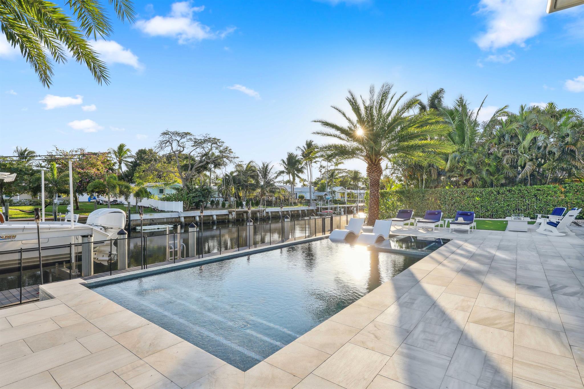 COUNTRY CLUB ADD TO VILLA - Residential