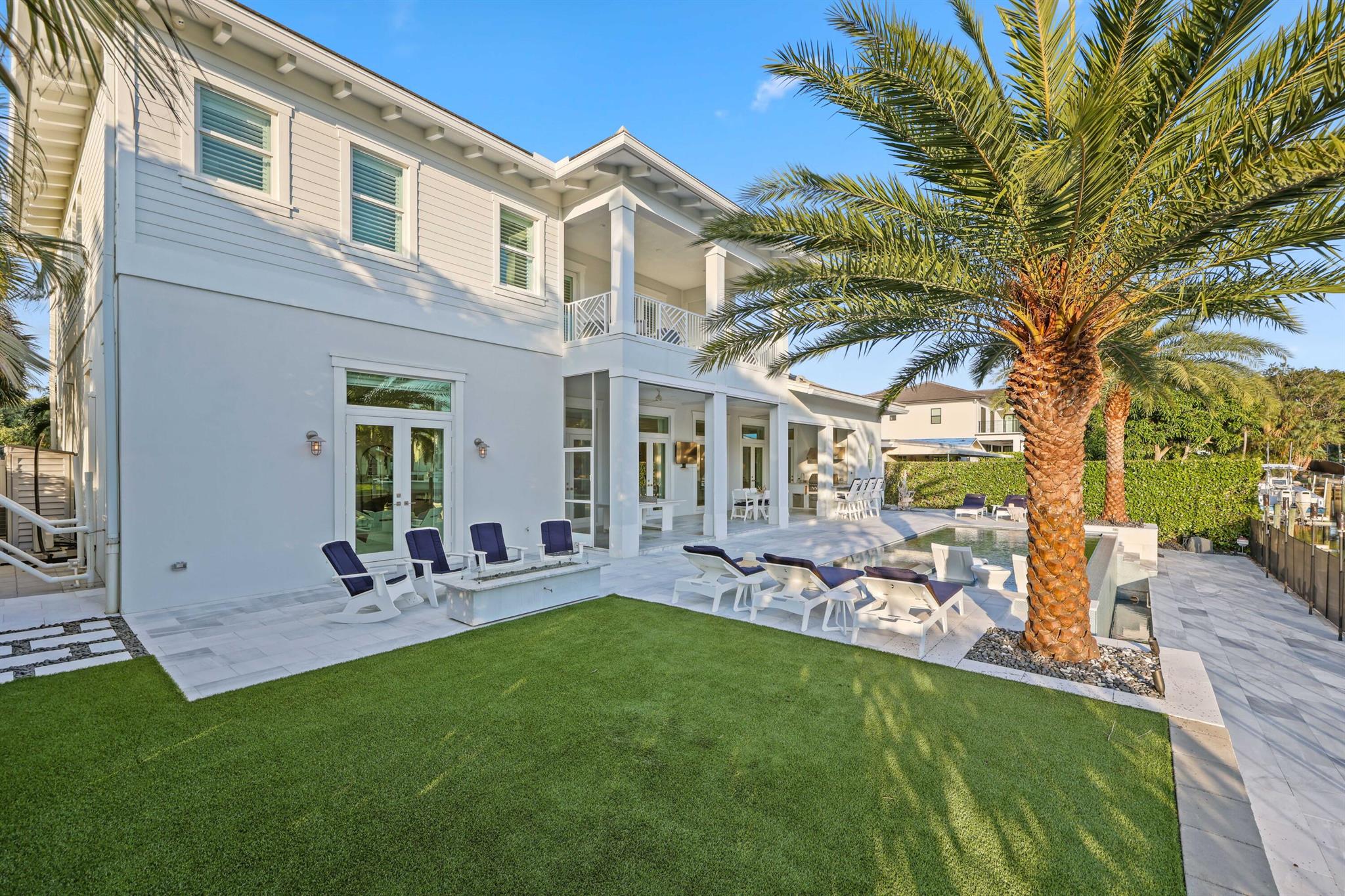 COUNTRY CLUB ADD TO VILLA - Residential