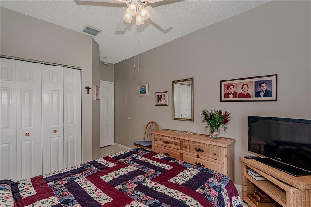 Olympia & York Residentia - Residential