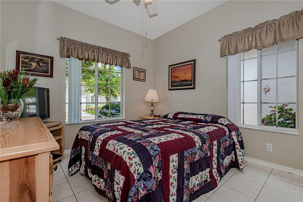 Olympia & York Residentia - Residential