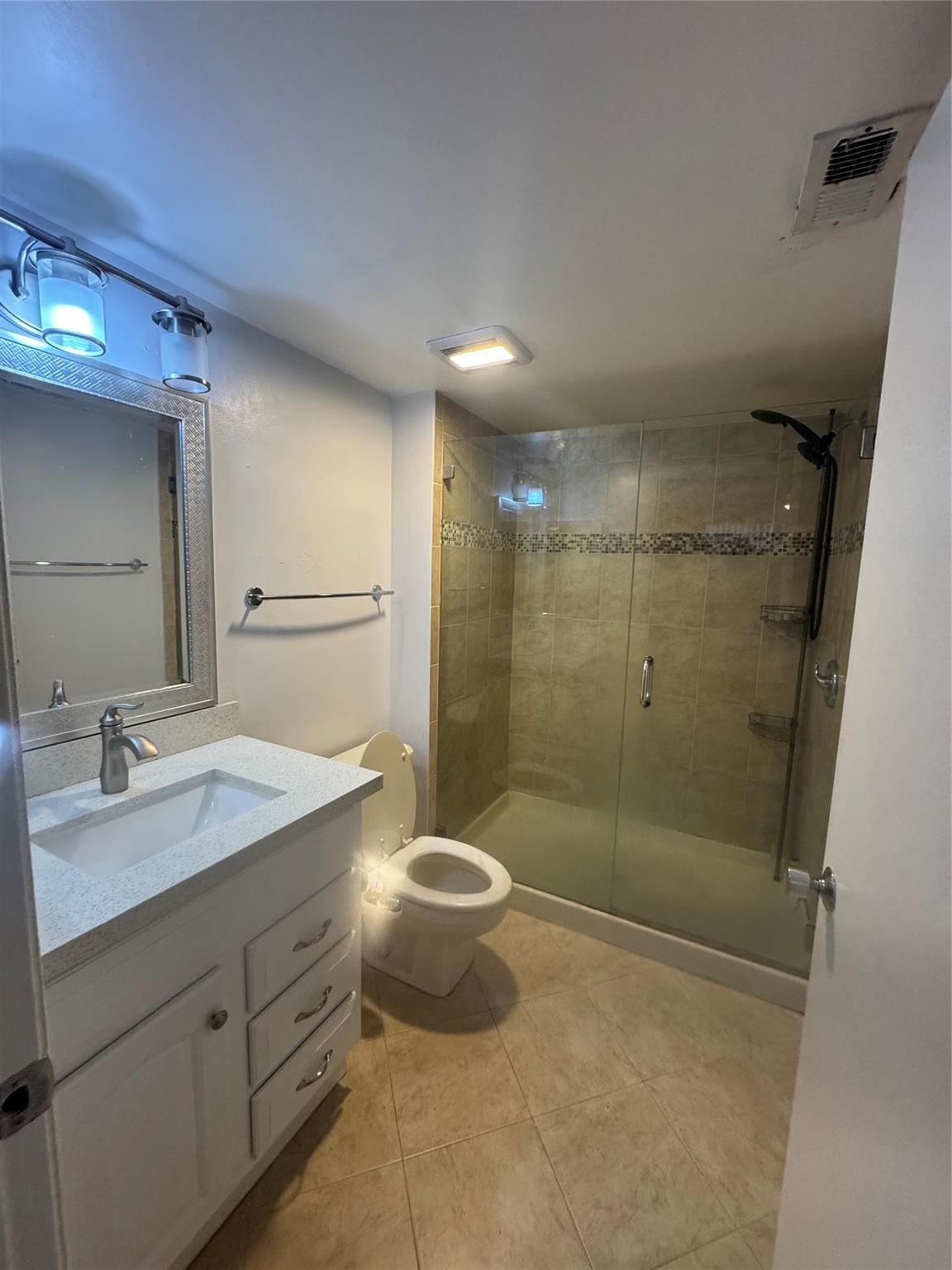 Edgewater Condo - Residential Lease