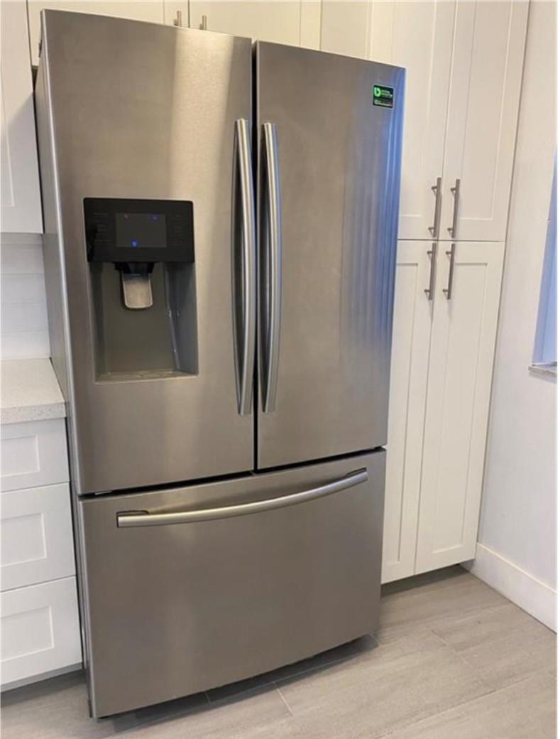 Edgewater Condo - Residential Lease