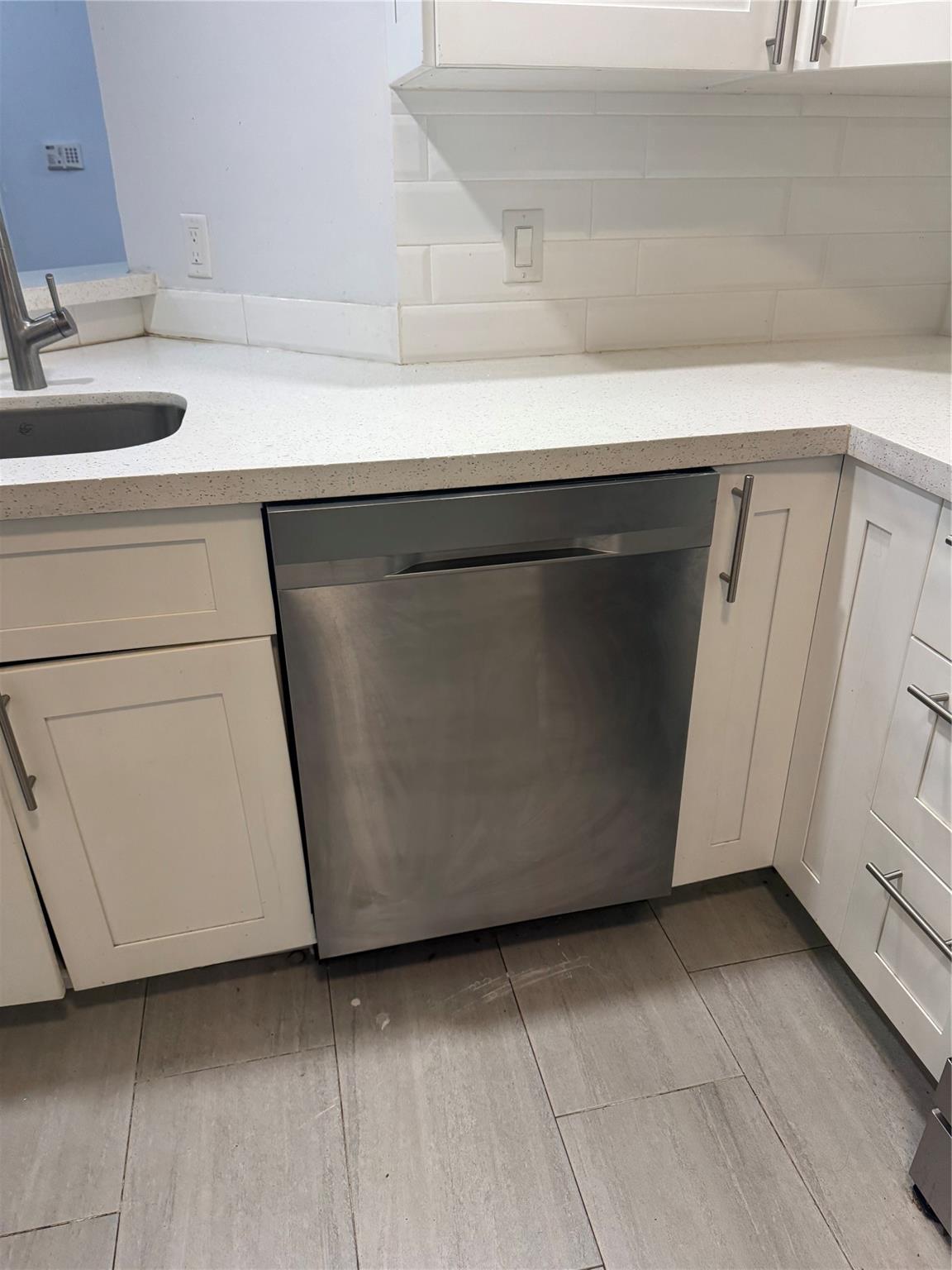 Edgewater Condo - Residential Lease