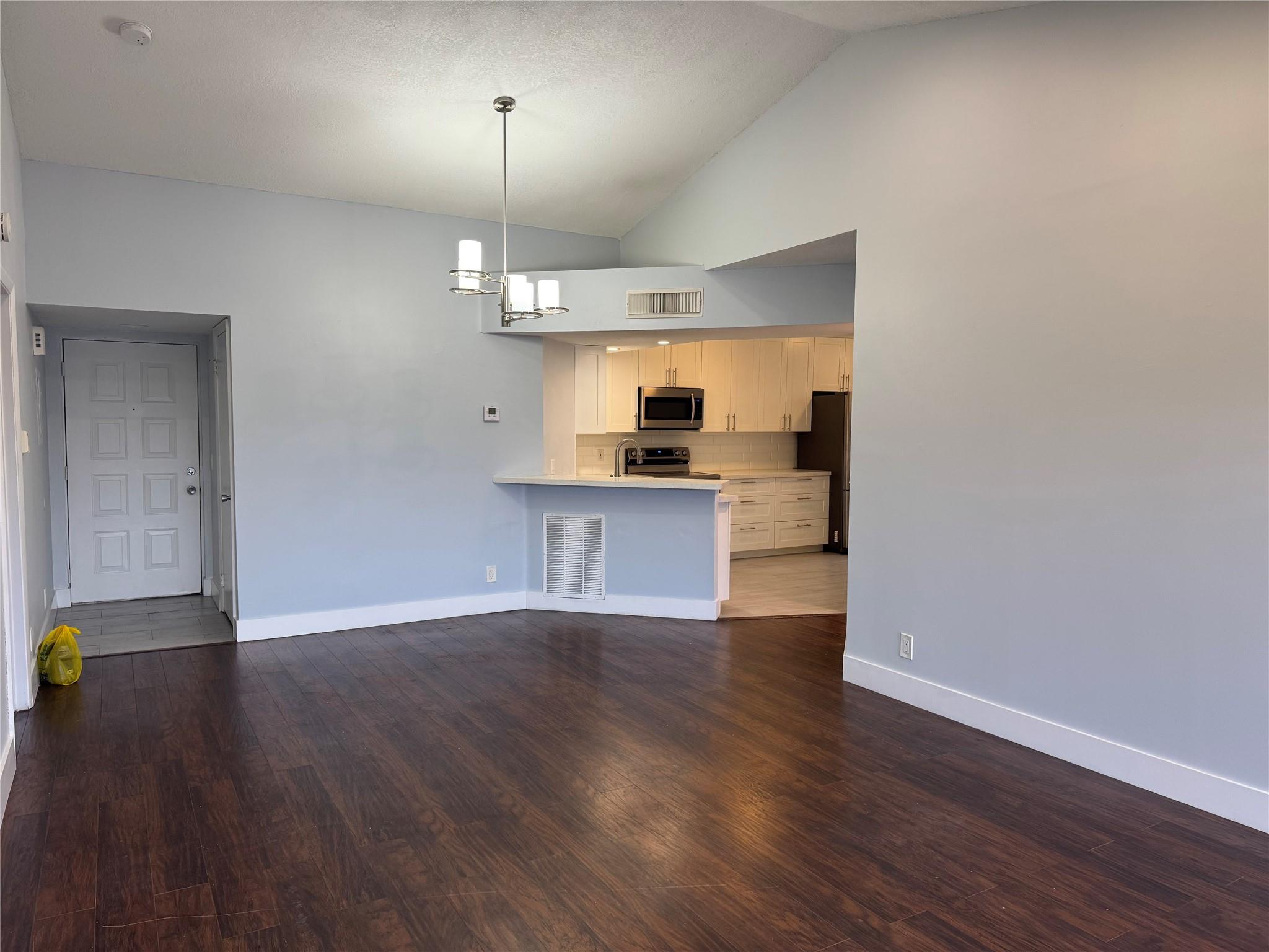Edgewater Condo - Residential Lease