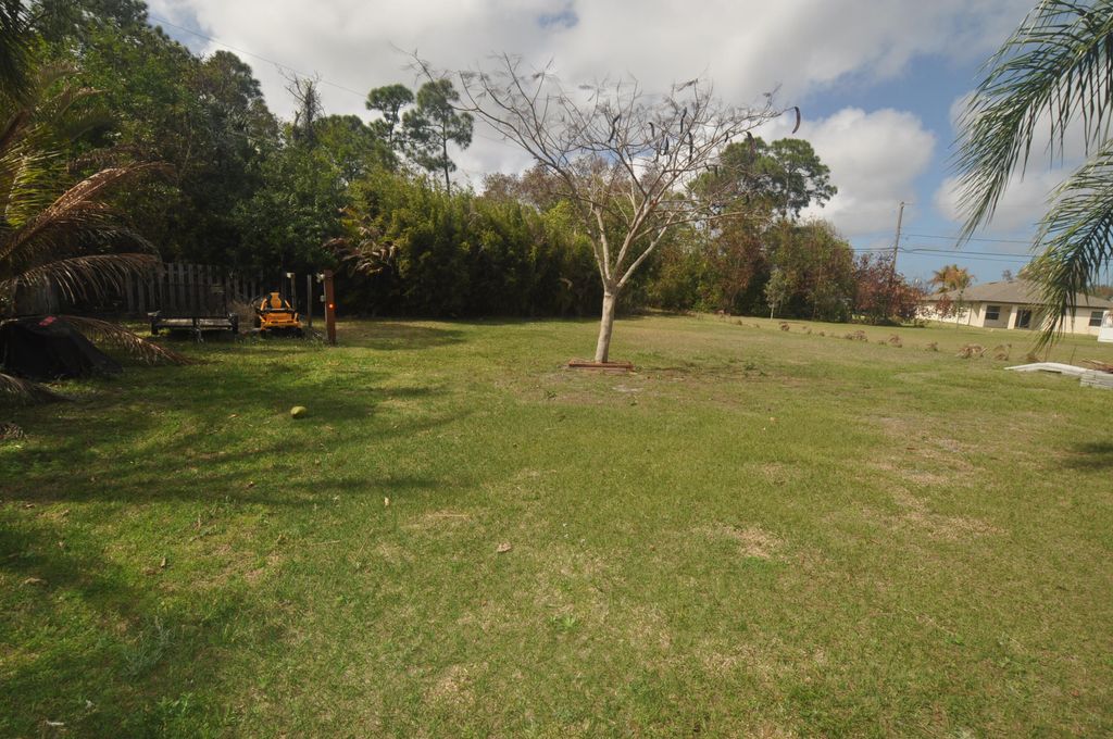 Photo of 2232 SE Newcastle Terrace, Port Saint Lucie, FL 34952 (MLS # B26004050)