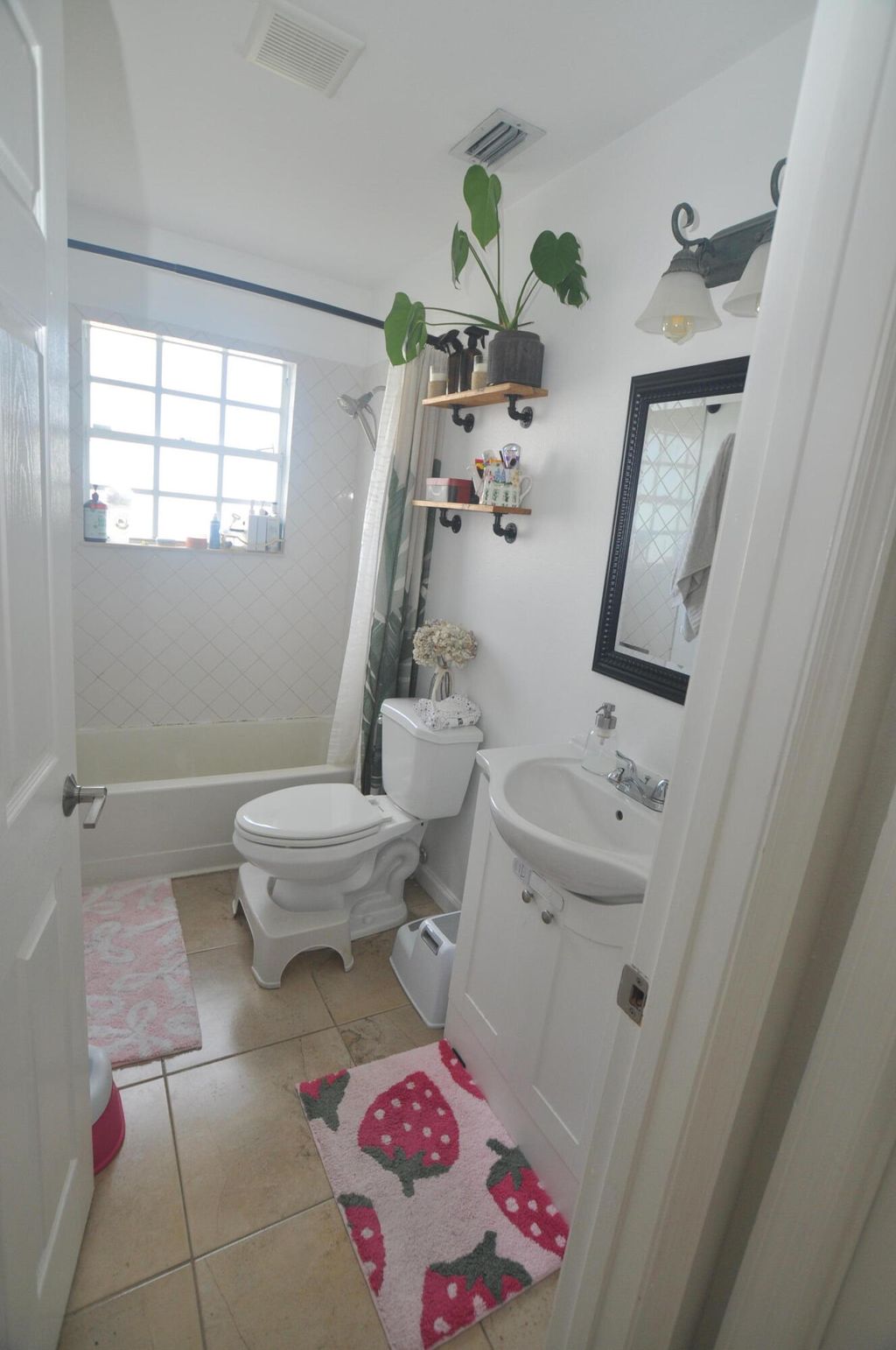 Photo of 2232 SE Newcastle Terrace, Port Saint Lucie, FL 34952 (MLS # B26004050)