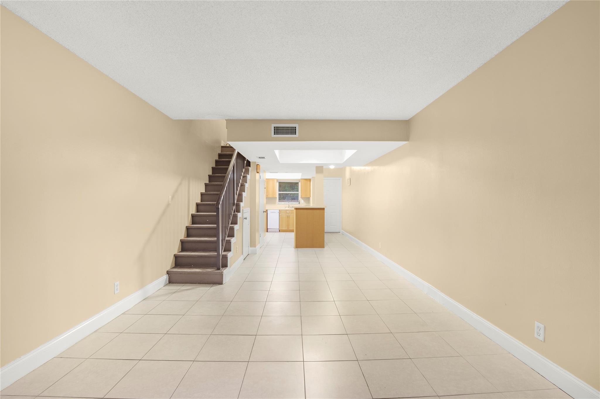 Davie Heights Ext 100-30 - Residential Lease
