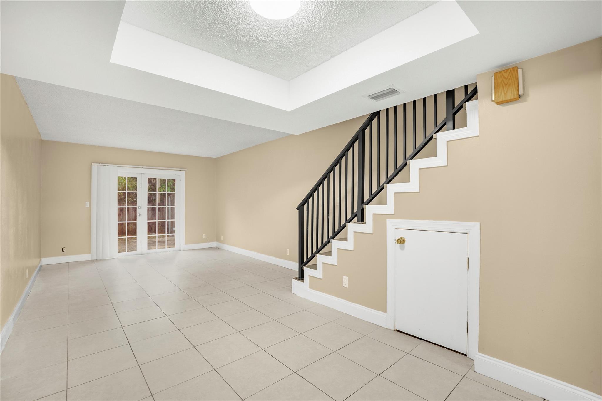 Davie Heights Ext 100-30 - Residential Lease