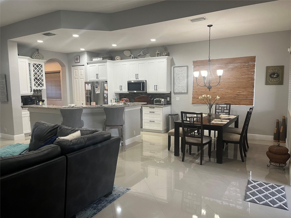 Heron Bay Central 171-23 - Residential