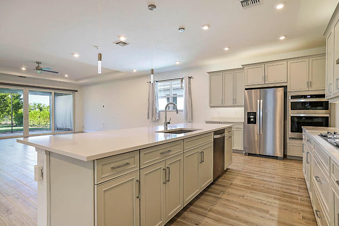 TELARO AT SOUTHERN GROVE PHASE 2 AND 3 - Residential