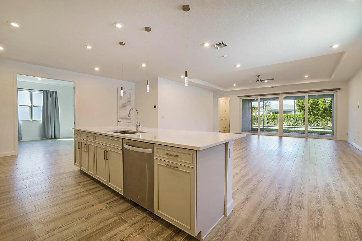 TELARO AT SOUTHERN GROVE PHASE 2 AND 3 - Residential