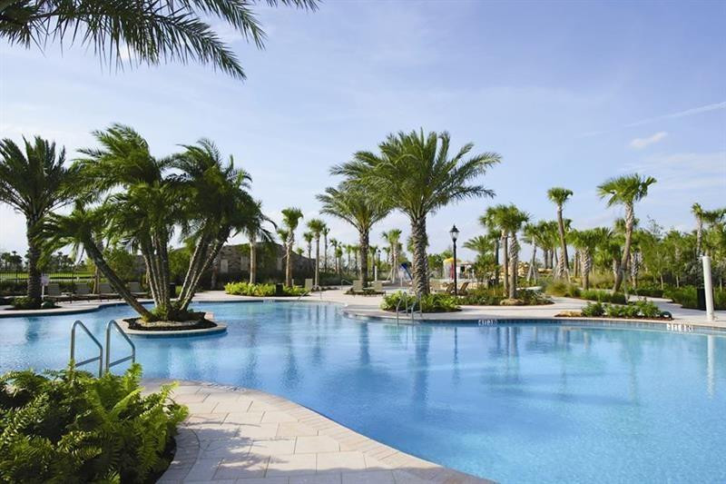 Caseras at Parkland Golf - Residential
