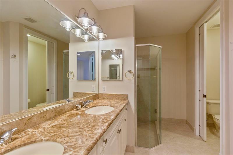 Caseras at Parkland Golf - Residential