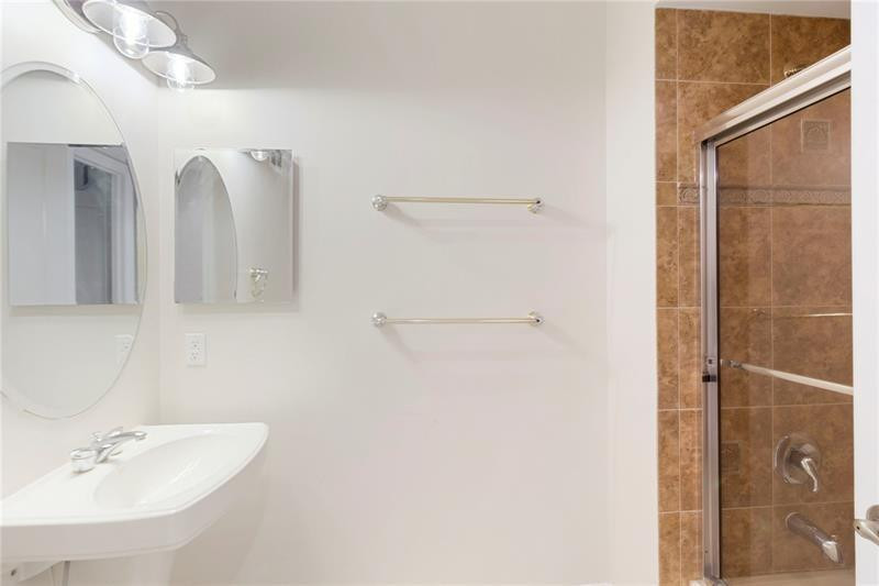 Caseras at Parkland Golf - Residential