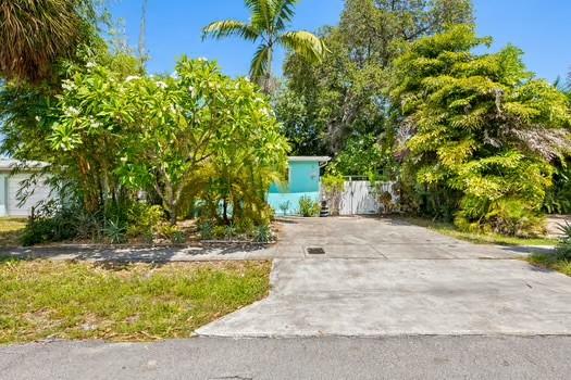 View photos, virtual tours, details... 1602 NE 1st Ave