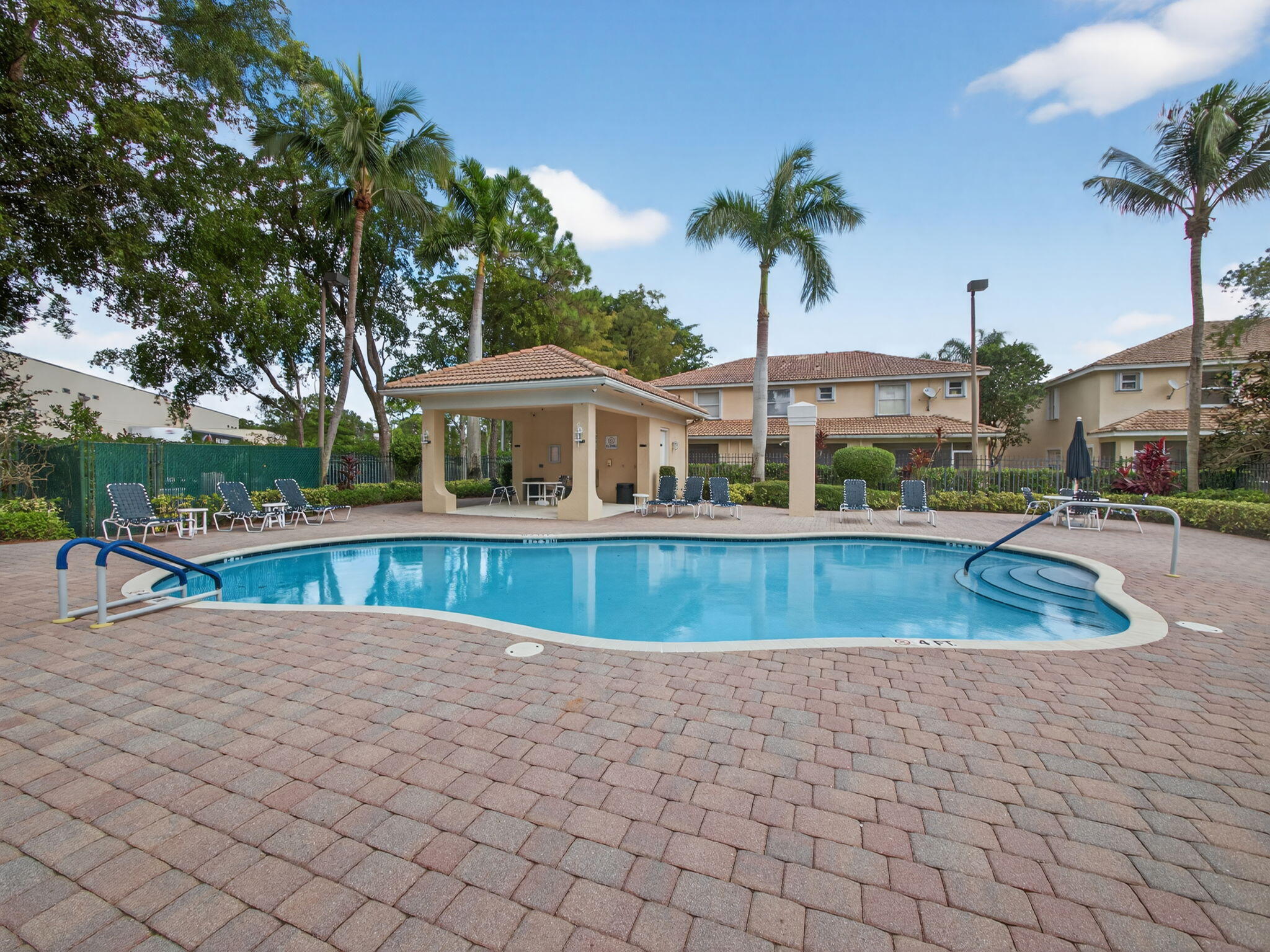 TOWNE PLACE - Residential Lease