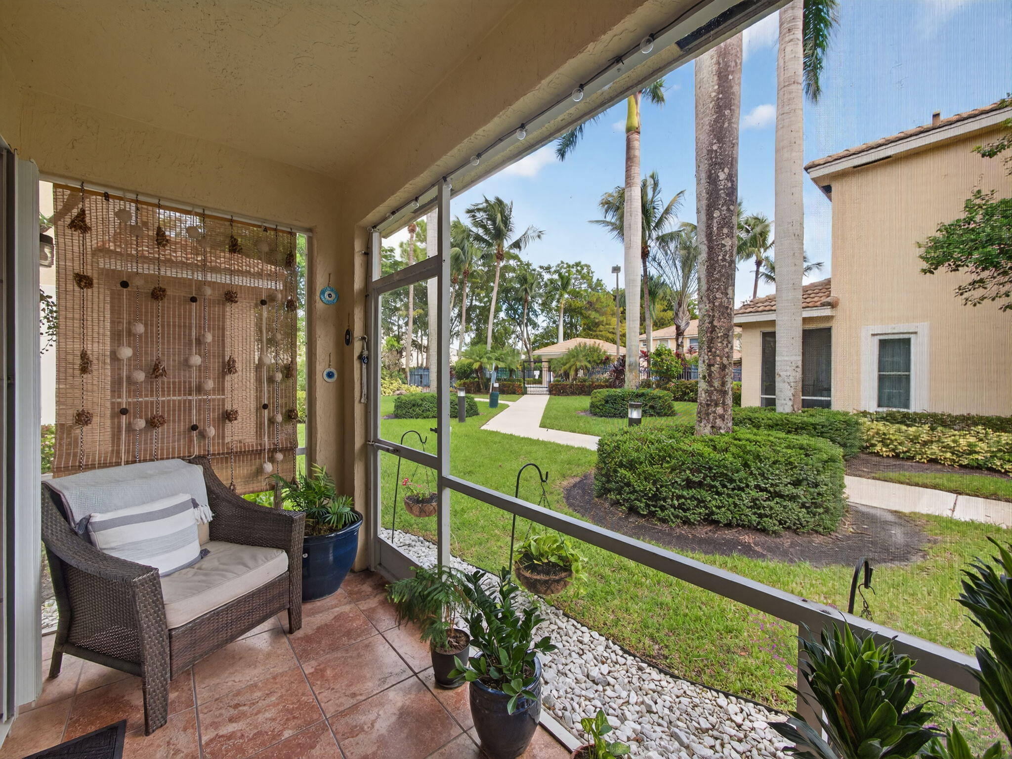 TOWNE PLACE - Residential Lease